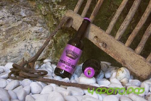 White Stone | Beer Mockup - 253338